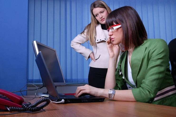 Статус секретаря и гостандарты