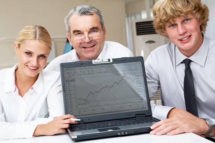 Специалисты по ИБ и доходы